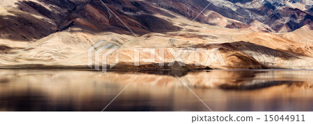 Tso Moriri Himalayan lake panorama 15044911