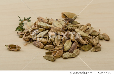Cardamom 15045379