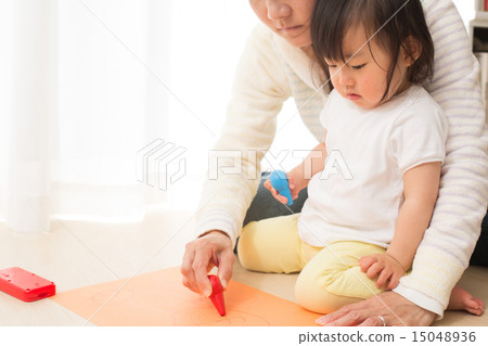 Infant playing with mama Infant playing with mama 15048936