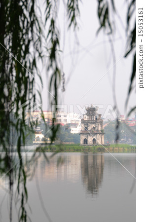 Hoan Kiem lake, Hanoi 15053161