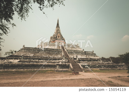 Wat Phu khao Thong Wat Phu khao Thong 15054119