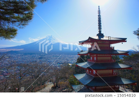 Mount Fuji and the temple 15054810