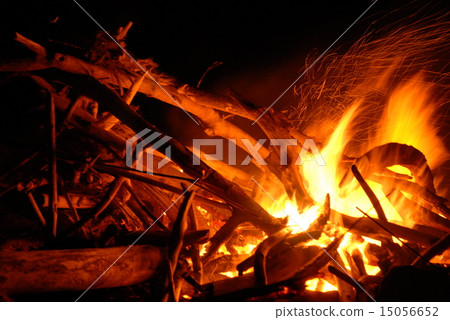 紅色的篝火 紅色的篝火 15056652