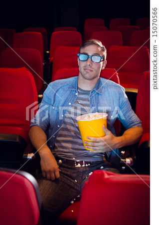 Young man watching a 3d film 15070566
