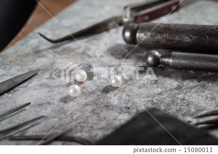 Working desk for craft jewelery making 15080011