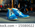 A pair of men's leather shoes 15080022