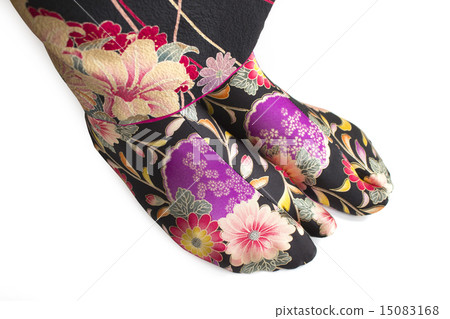 Kimono's feet 15083168