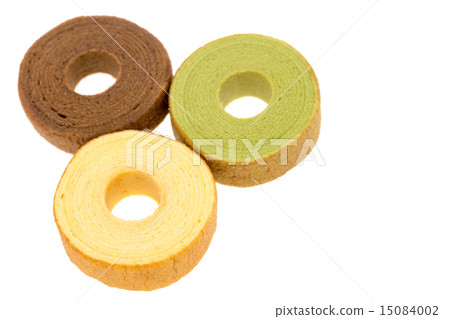 Three types of Baumkuchen 15084002