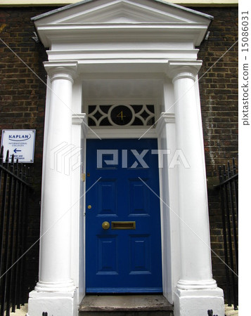 London door London door 15086031