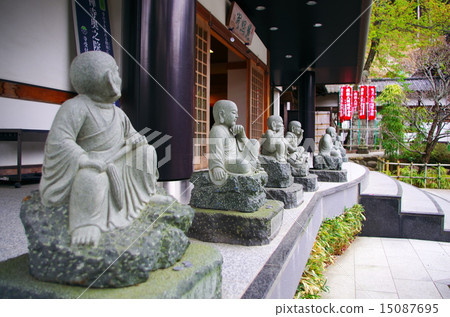 伊豆修善寺的佛 15087695