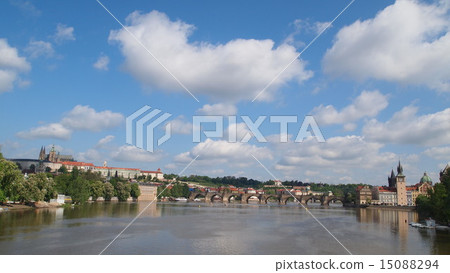 布拉格城堡和查理大橋 15088294