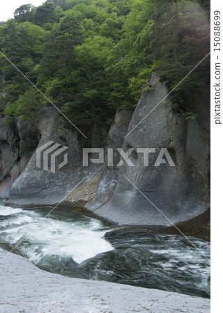 Strange rocks in the Fukuraku Valley 15088699