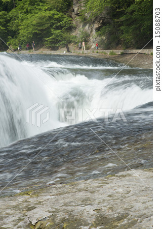 Fubuzuki waterfall 15088703