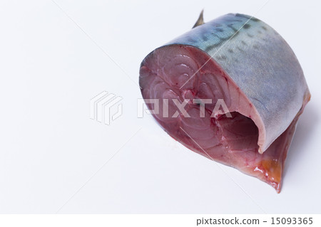 Mackerel chopping 15093365