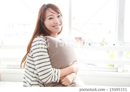一個女人在臥室裡 15095151