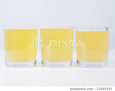 Pineapple juice 15095543