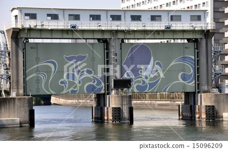 品川運河被充斥的水閘 15096209