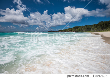 Anse Coco beach, La Digue island, Seychelles 15097606