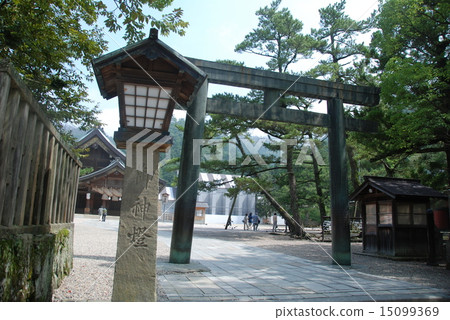 銅鳥居（四翼鳥居）（出雲大社/神社館/島根縣出雲市大沙鎮） 15099369