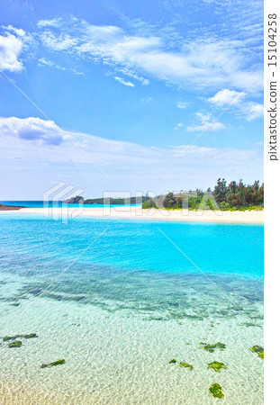 Irabujima和Shimojijima之間的小海灣的風景 Irabujima和Shimojijima之間的小海灣的風景 15104258