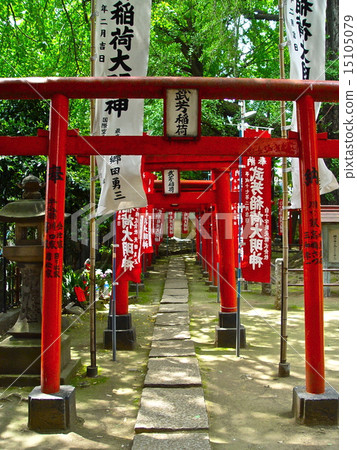 "Takei Inari Shrine" in the precincts of the Higashi Mingo (Kishidōdo) (Toshima-ku, Minami-Ikebukuro, Tokyo) 15105079
