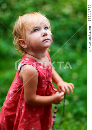 Adorable toddler girl 15111732