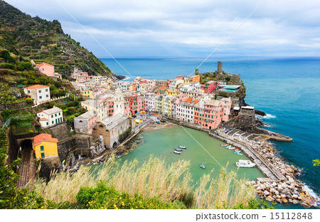 Vernazza village in Cinque Terre 15112848