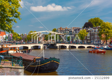 Amstel and bridge Magere Brug, Amsterdam, Holland 15112899