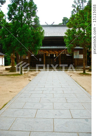 The main shrine of Tamakusu Shrine (Tamaki Tamotsu, Matsue City Shimane prefecture) 15115088