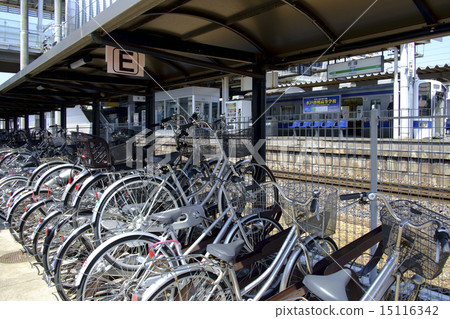 Bicycle storage area for bicycles 15116342