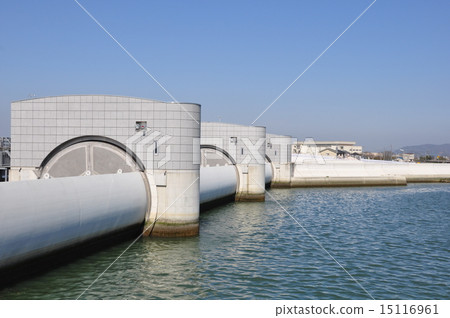 Yamagawa estuary extension gate (Okayama city) 15116961