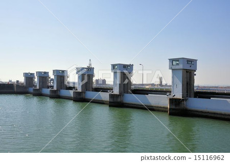Yamagawa estuary Existing water gate (Okayama city) 15116962
