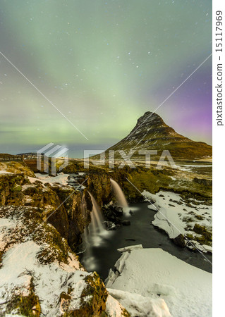 Northern Light Aurora borealis 15117969