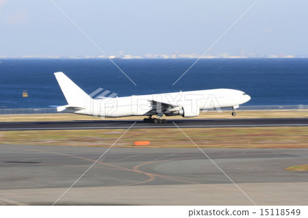 International flight to take off Haneda Airport 15118549