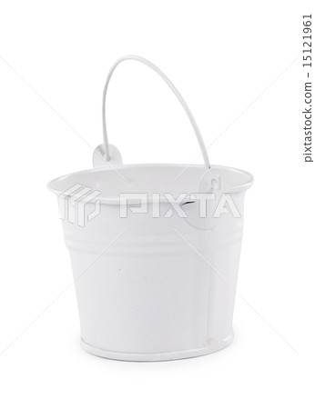 White bucket 15121961