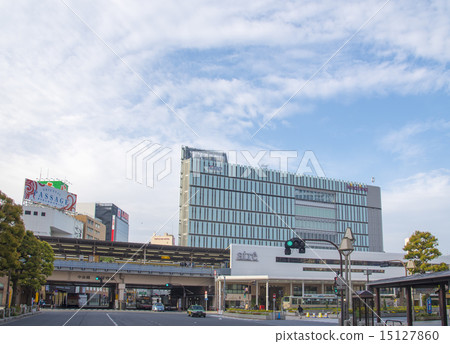 JR吉祥寺站和北口廣場(武藏野市,東京)的新車站大樓 JR吉祥寺站和北口廣場(武藏野市,東京)的新車站大樓 15127860
