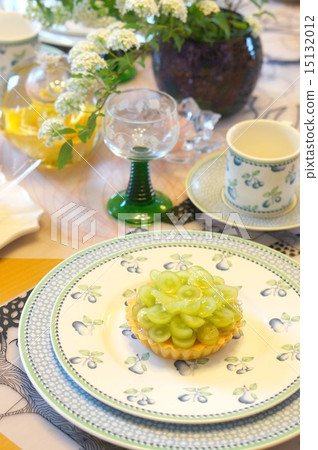 Tart 15132012