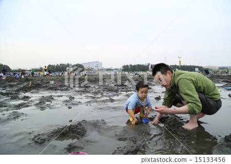 Clamoring with family Clamoring with family 15133456