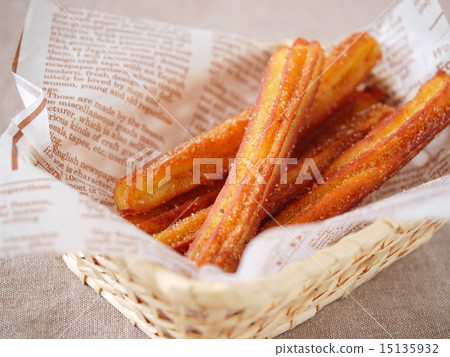 Cinnamon churros basket version (sideways position) Cinnamon churros basket version (sideways position) 15135932
