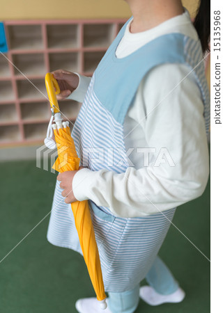 Nursery teacher image 15135968