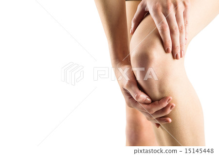 Woman with knee injury 15145448