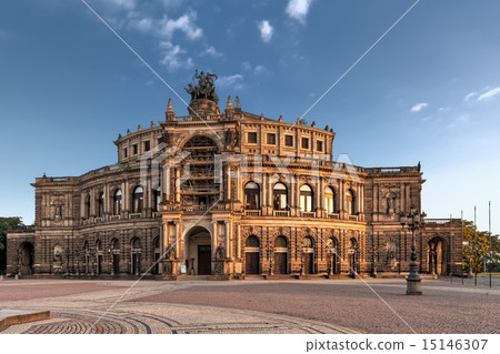 Saxon State Opera in Dresden Saxon State Opera in Dresden 15146307