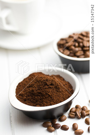roasted coffee in ceramic bowl roasted coffee in ceramic bowl 15147342