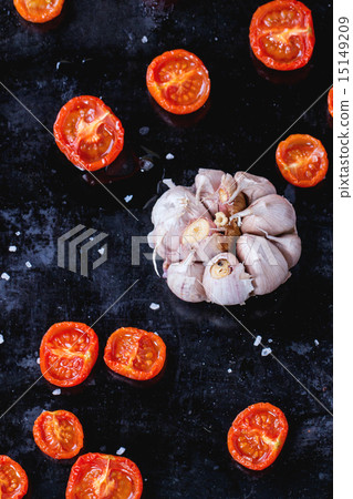 Backed tomatoes and garlic Backed tomatoes and garlic 15149209
