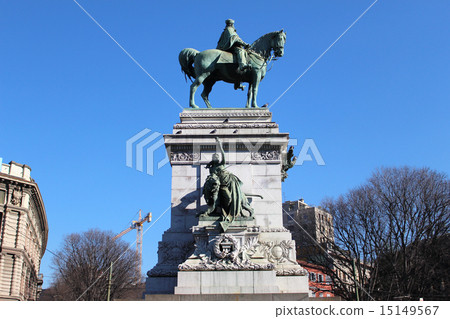The horse statue of Giuseppe Garibaldi 15149567