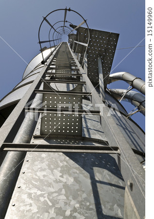 Personal perspective to the Safety metal ladder 15149960