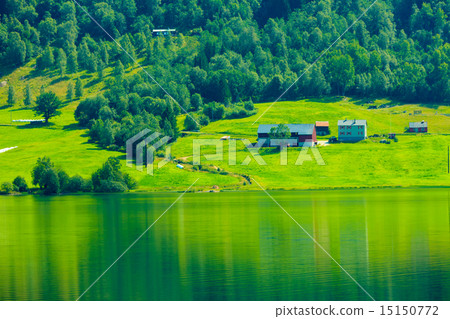 Norwegian house hytte in the mountains 15150772