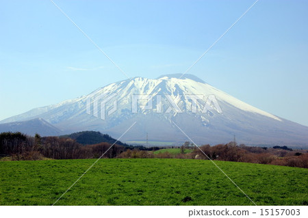 Iwateyama Spring Snowfall Takizawa Horizontal 15157003