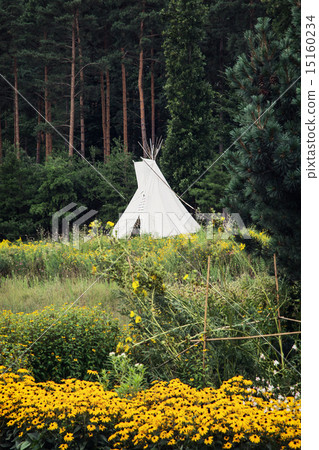 Teepee or wigwam 15160234