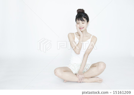 一個女人在他的tw 15161209